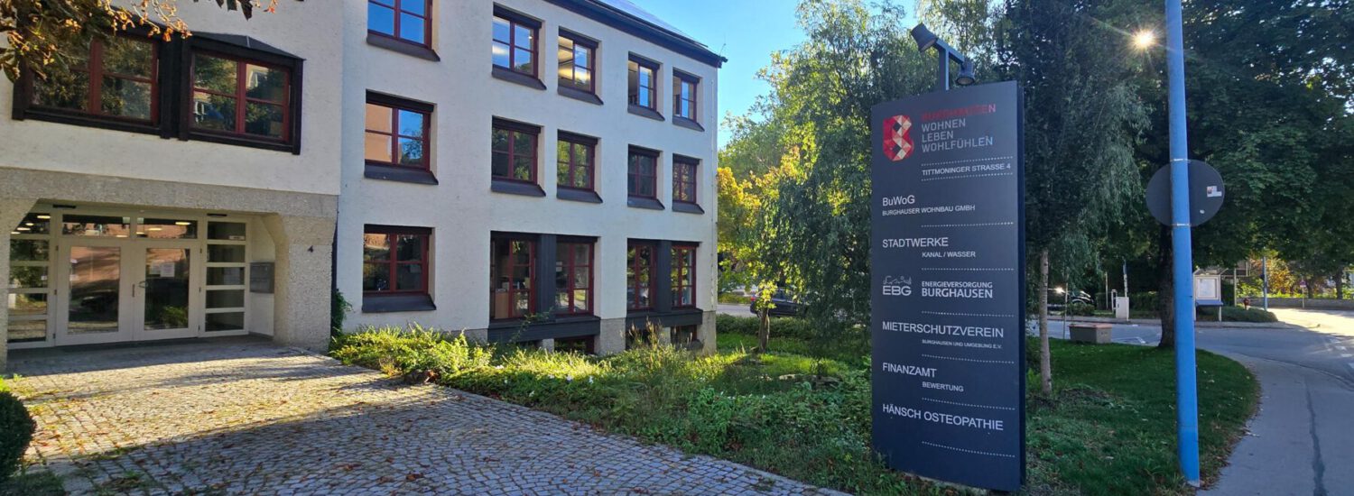 Gebäude der Stadtwerke Burghausen, Tittmoninger Straße Gebäude der Stadtwerke Burghausen, Tittmoninger Straße