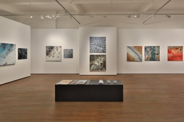 Ausstellung Bernhard Edmeier Haus der Fotografie © Stadt Burghausen