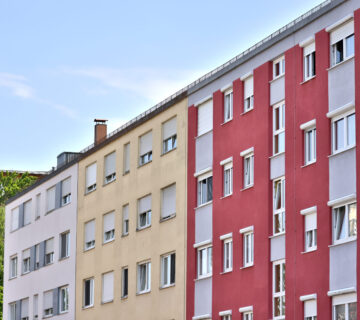 Wohnblock in Burghausen © Gerhard Nixdorf