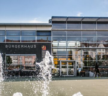 Frontansicht Bürgerhaus © Stadt Burghausen
