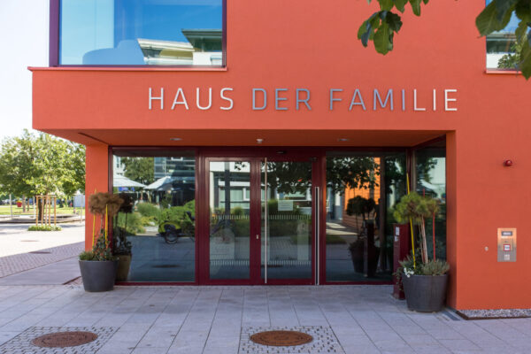 Eingang zum Haus der Familie © Hannah Soldner