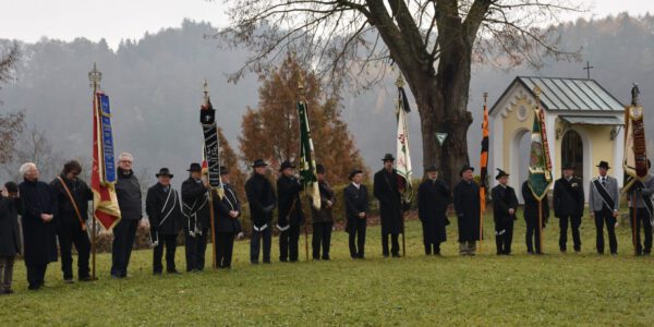 Gedenkveranstaltung am Volkstrauertag in Burghausen © Stadt Burghausen
