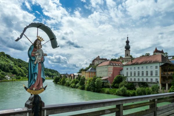 Marienbildnis auf der Salzachbrücke © Hans Mitterer