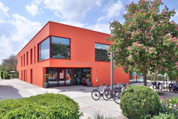 Haus der Familie Außenansicht © Gerhard Nixdorf