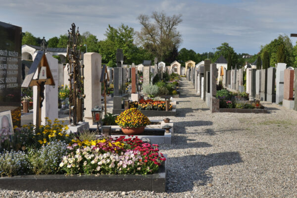 Friedhof in Burghausen © Gerhard Nixdorf