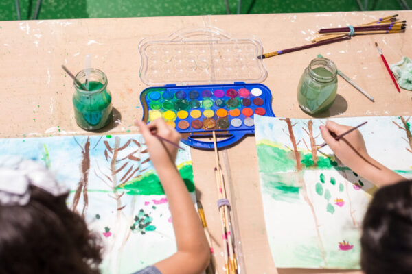 Malende Kinder © Hannah Soldner Malende Kinder © Hannah Soldner