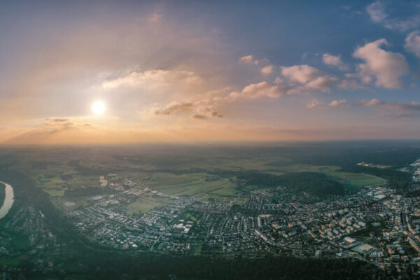 Panorama mit Industrie- und Gewergegebieten © Hans Mitterer