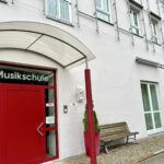 Eingang zur Musikschule © Alexandra Königseder