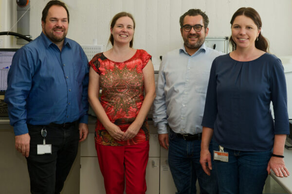 Prof. Arno Bücken, Prof. Manuela List, Prof. André Edelmann und Prof. Angela Klüpfel (von links) freuen sich über den erfolgreichen Antrag auf Fördermittel