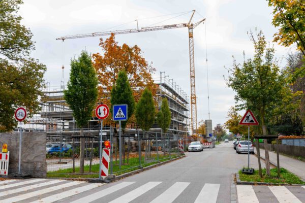 Baustelle an der Hans-Kammerer-Schule in der Mozartstraße
