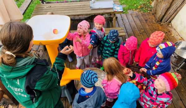 PM 164 Apfelsaftpressen Kita Raitenhaslach 2022