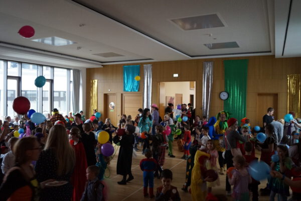 Burghausen_Internetkalender_ Kinderfasching_2023-02-20_ Foto