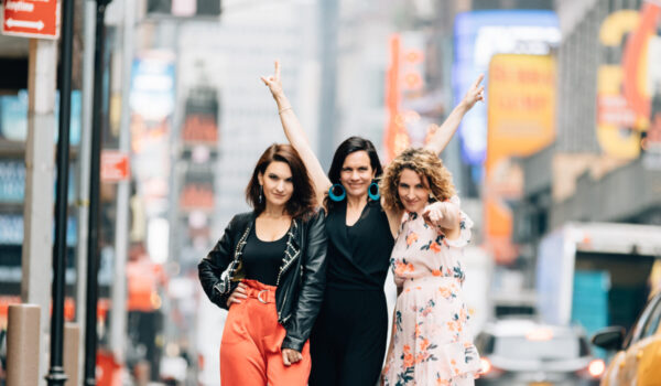 Schick Sisters in NYC_052029_byHelgaTraxler__MG_9972