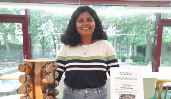 Swati Gupta kocht im Haus der Familie - kochen Sie mit! Bitte melden Sie sich an!