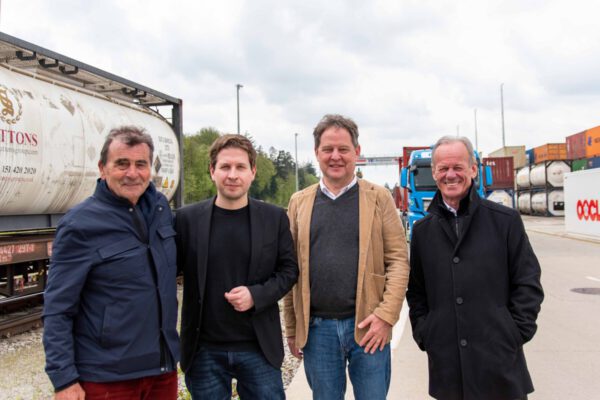 PM 113 Stadt Burghausen Kevin Kühnert zu Besuch in Burghausen PM 113 Stadt Burghausen Kevin Kühnert zu Besuch in Burghausen