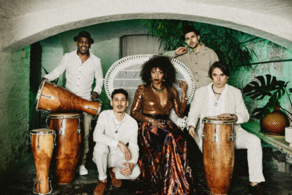 Yeni Toro y Afroson_2021_202_ps