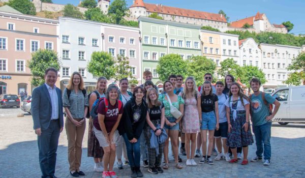 Gastschüler aus USA Tennessee zu Gast in Burghausen Foto Stadt ebh