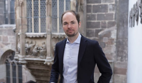 Referent: Dr. Markus T. Huber, Leiter der Sammlungen Skulptur bis 1800 sowie Bauteile und historisches Bauwesen am Germanischen Nationalmuseum, Nürnberg