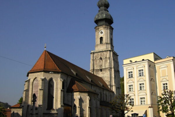 Sankt_Jakob_Aussenansicht - StadtBurghausen Sankt_Jakob_Aussenansicht - StadtBurghausen