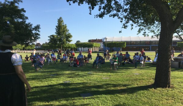 Offenes Singen im Stadtpark am 9. August 2023 © Kulturbüro Burghausen