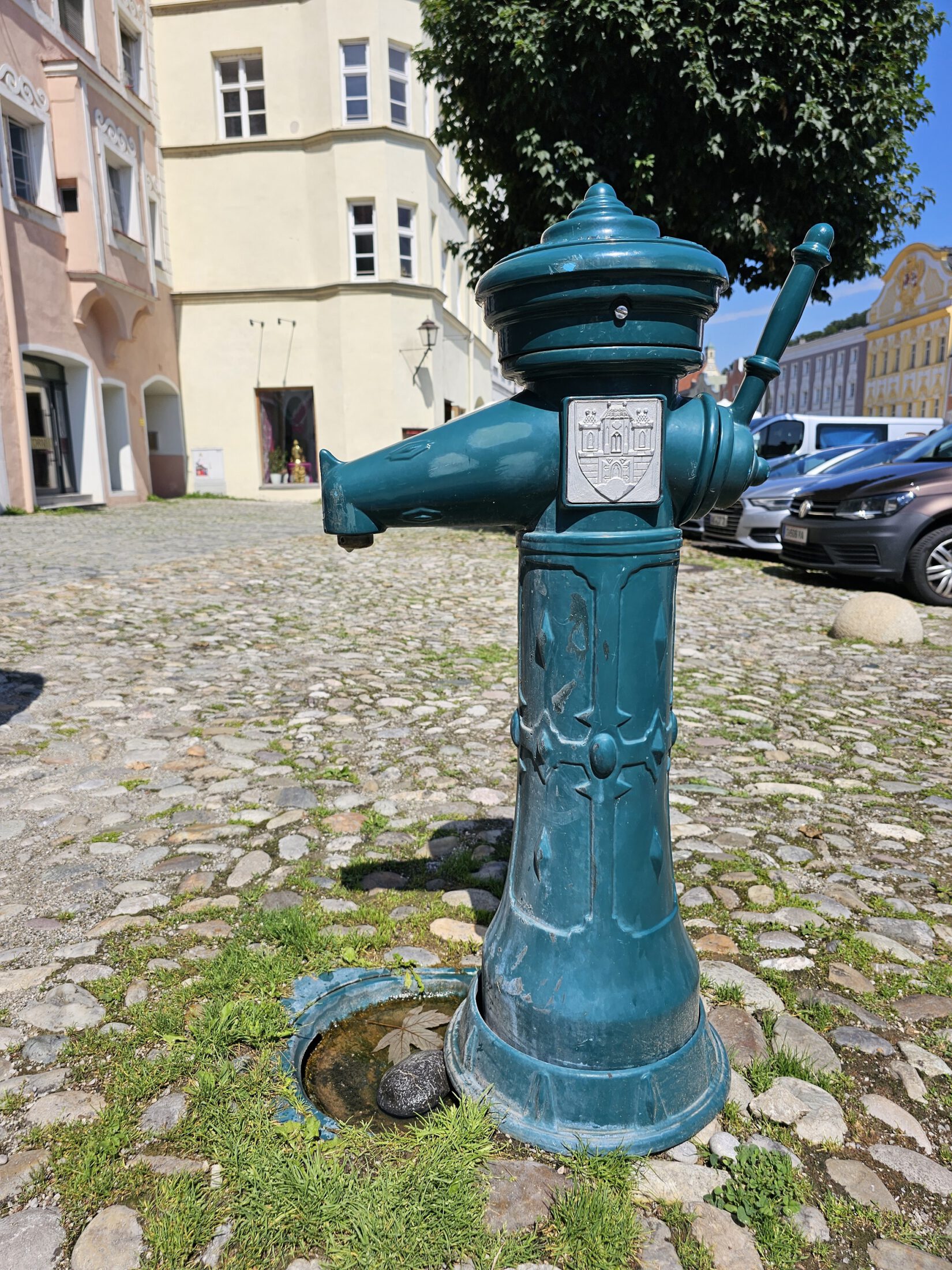 Der Trinkwasserbrunnen am Stadtplatz © Stadt Burghausen/ebh