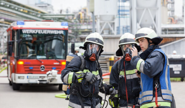 Bei weiteren Fragen steht – auch am Tag der Übung – das WACKER-Bürgertelefon unter Tel. 08677/83-6111 zur Verfügung.