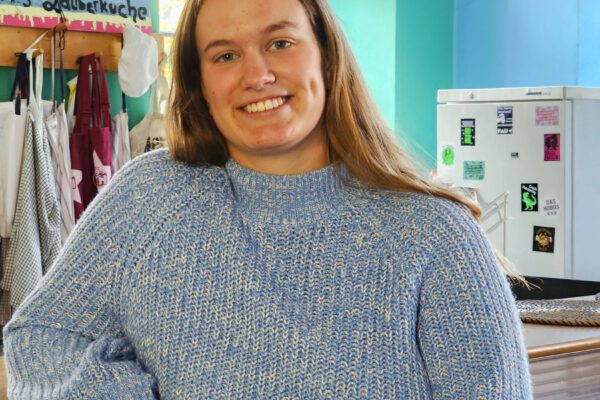 Seit Oktober leistet Sarah Waizmann ihren Bundesfreiwilligendienst im FZH. © Stadt Burghausen/ebh