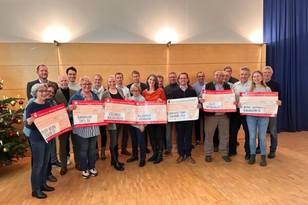 Brückenlauf 35.000 Euro spenden erlaufen Foto Bürgerinsel Brückenlauf 35.000 Euro spenden erlaufen Foto Bürgerinsel