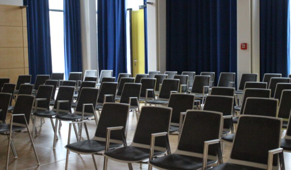 Gartensaal_Reihenbestuhlung