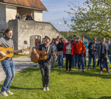 Artisti solisti, duetti o gruppi: musica di tutti i tipi è disponibile su Music for Peace. © Burghauser Touristik GmbH
