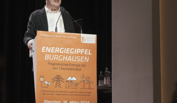 Burghausens Erster Bürgermeister Florian Schneider Foto Hans Mitterer