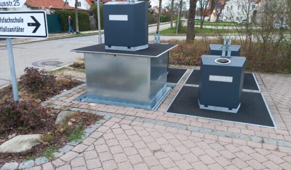 Unterflurcontainer in der Krankenhausstraße teilweise nicht nutzbar Foto Stadt Burghausen Unterflurcontainer in der Krankenhausstraße teilweise nicht nutzbar Foto Stadt Burghausen