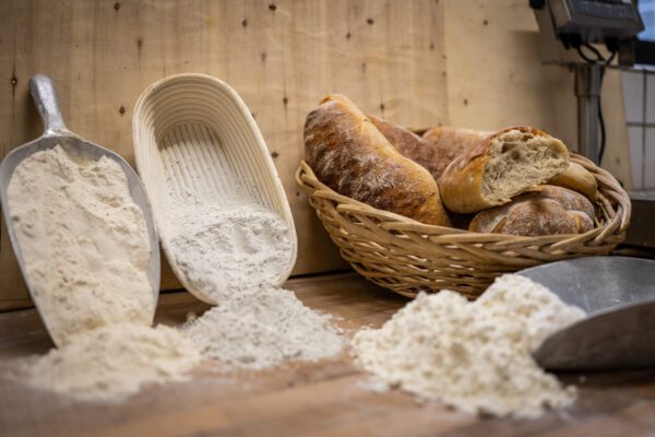 Vom Korn übers Mehl bis zum fertigen Endprodukt kann man sich in Ausstellungen, Vorträgen, Workshops, Verkostungen und bei den einzelnen Anbietern informieren Vom Korn übers Mehl bis zum fertigen Endprodukt kann man sich in Ausstellungen, Vorträgen, Workshops, Verkostungen und bei den einzelnen Anbietern informieren