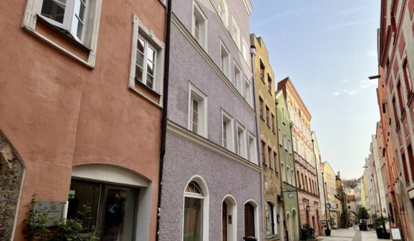 Die Grüben mit Blick Richtung Stadtplatz © Stadt Burghausen/köx