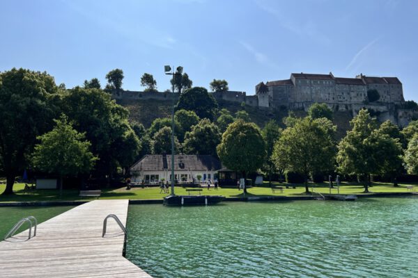 Wöhrsee Burghausen großer Steg Foto Königseder