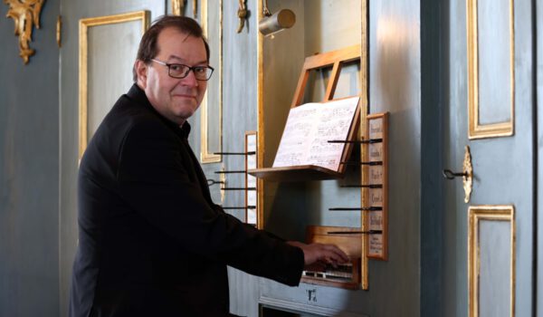 Heinrich Wimmer an der Orgal