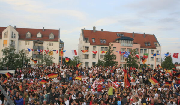 EM UEFA EURO 2008 Public Viewing Bürgerplatz_08.06.2008 1 Foto vom Public Viewing 2008 in der Arnea am Bürgerplatz Burghausen