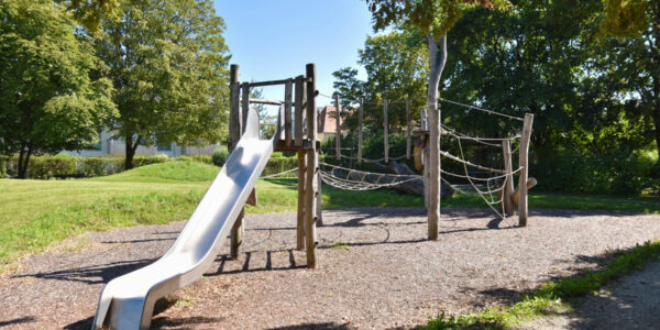 Spielplatz Robert-Koch-Str. 1b © Stadt Burghausen/ebh