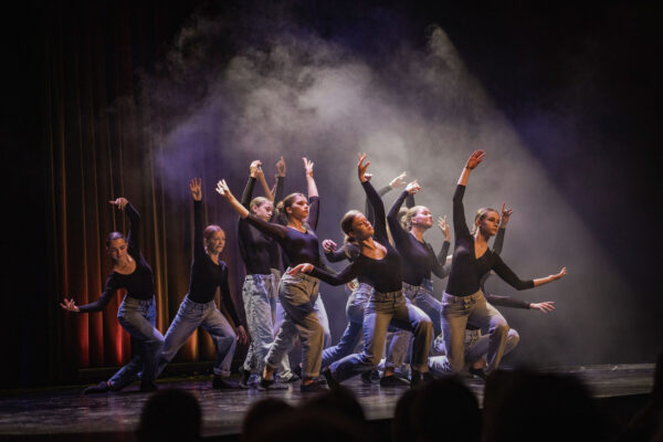 15.12._ChristmasShow-52---web 15.12._ChristmasShow-52---web