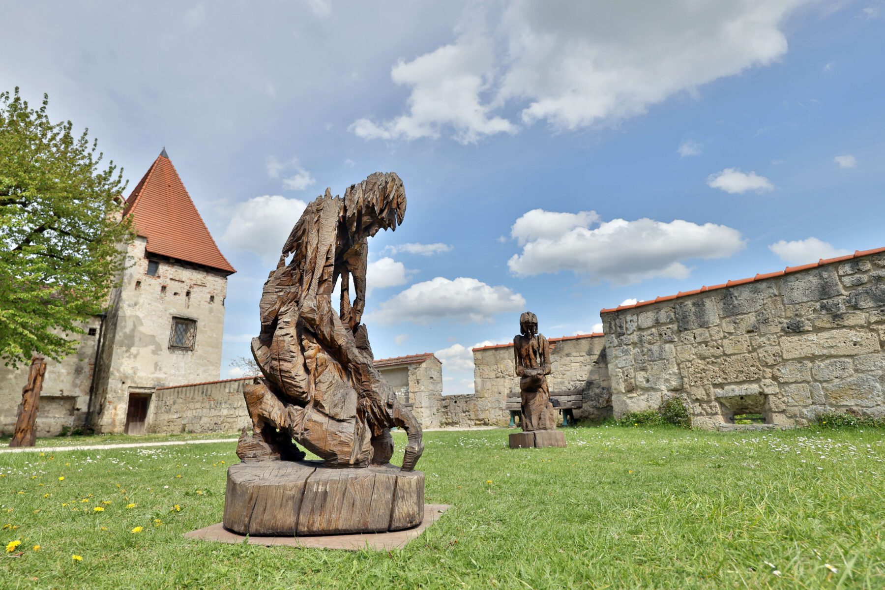 Andreas Kuhnlein Burg 25 04 23 1701 Nixdorf m