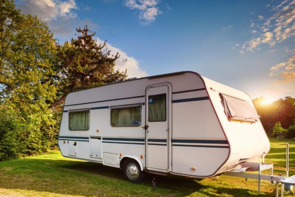 Firefly caravanpark wohnmobil 64267