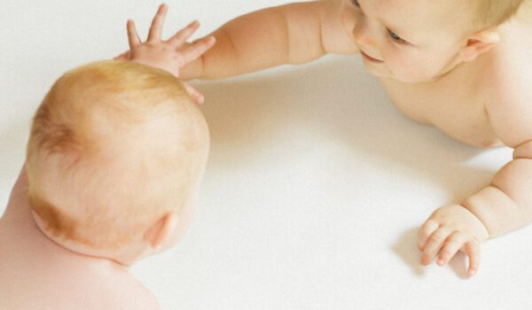 Neues Angebot für Babys im Haus der Familie - PEKiP gibt Kurse