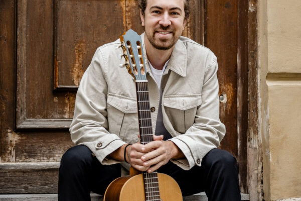 Peter Weiß ist neuer Lehrer an der Burghauser Musikschule Peter Weiß ist neuer Lehrer an der Burghauser Musikschule