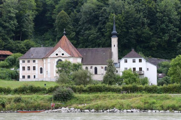 2025.03.14 Maria_Ach vhs_Wikimedia Commons_CC-BY-SA_4.0 2048px- 2025.03.14 Maria_Ach vhs_Wikimedia Commons_CC-BY-SA_4.0 2048px-