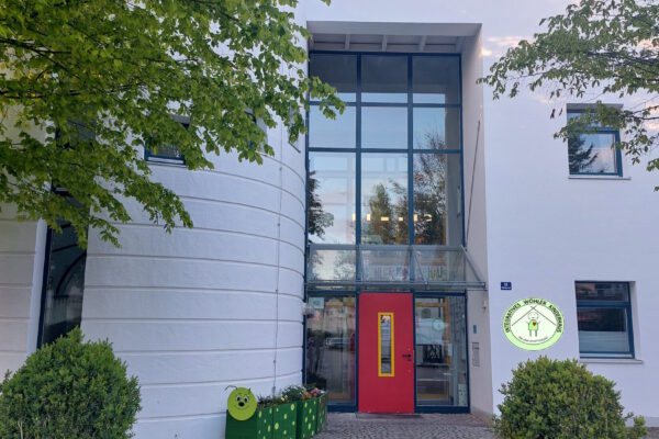 Eingang zum Wöhler Kinderhaus