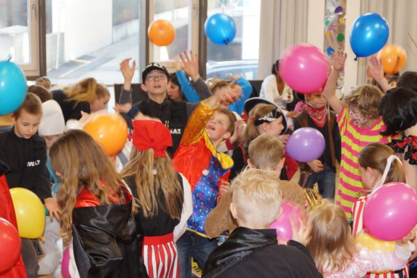 Burghausen_Internetkalender_ Kinderfasching_2025-03-03_Bild
