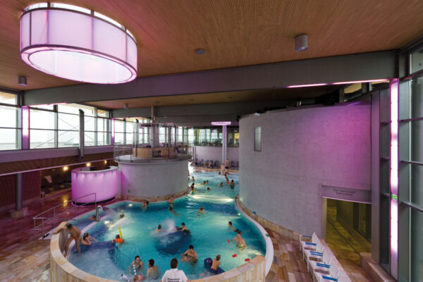 PM 01 Bäder Burghausen Hallenbad © Stadt Burghausen