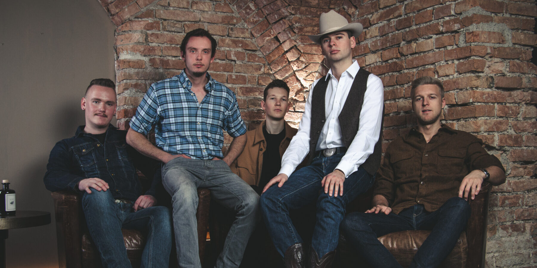 24 08  Tscheky and the blues Kinds