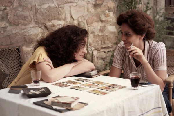 Leonora © Alamode Leonora © Alamode