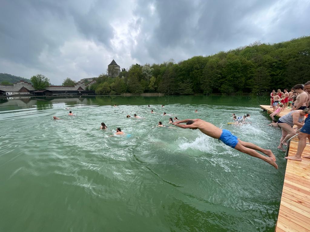 Anschwimmen am Wöhrsee Archivbild. Fotocredit: Stadt Burghausen / Königseder